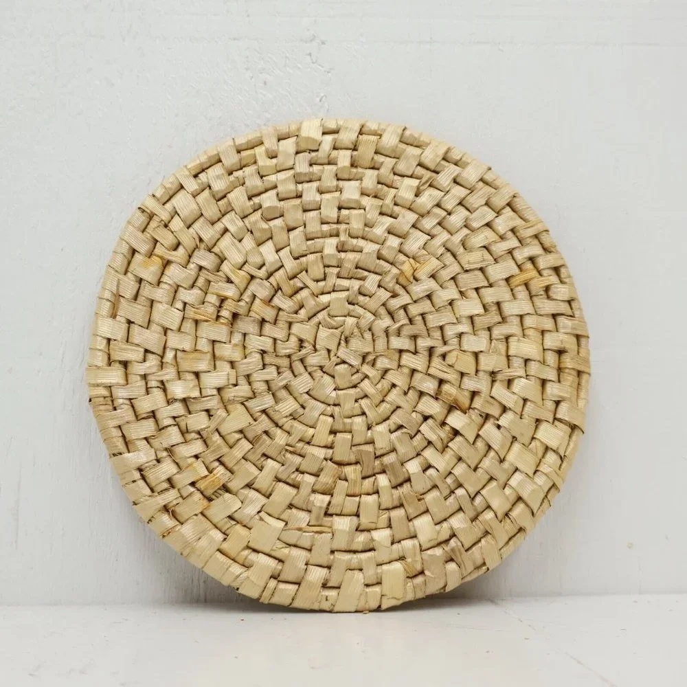 Vintage Rattan Whicker Thistle Natural Fiber 6in Diameter Trivet Coaster Set